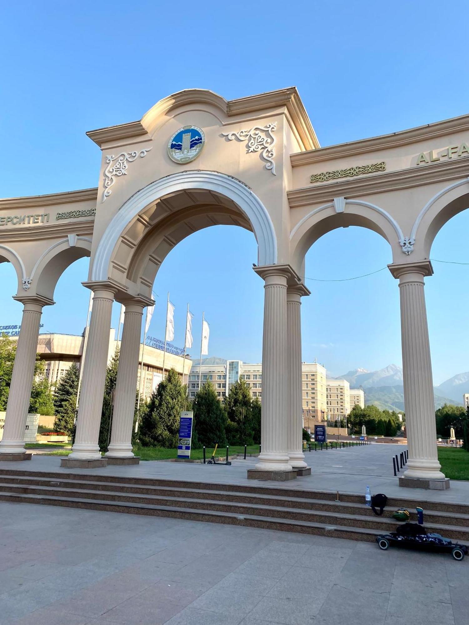 Стильная Студия Shadow Атакент Almaty Exterior photo